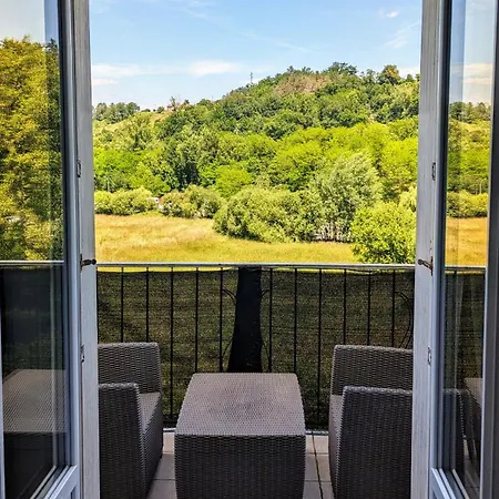 Logement A Brive Pres De La Campagne Et Centre-Ville, Avec Parking Prive, Climatisation, Et Double Balcon Prive Esterno foto